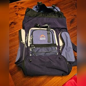 Outdoor Gear‎ Navy and Grey Men's Backpack